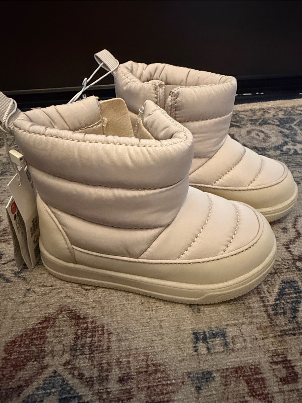 Zara Kids Puffer Boots in Cream